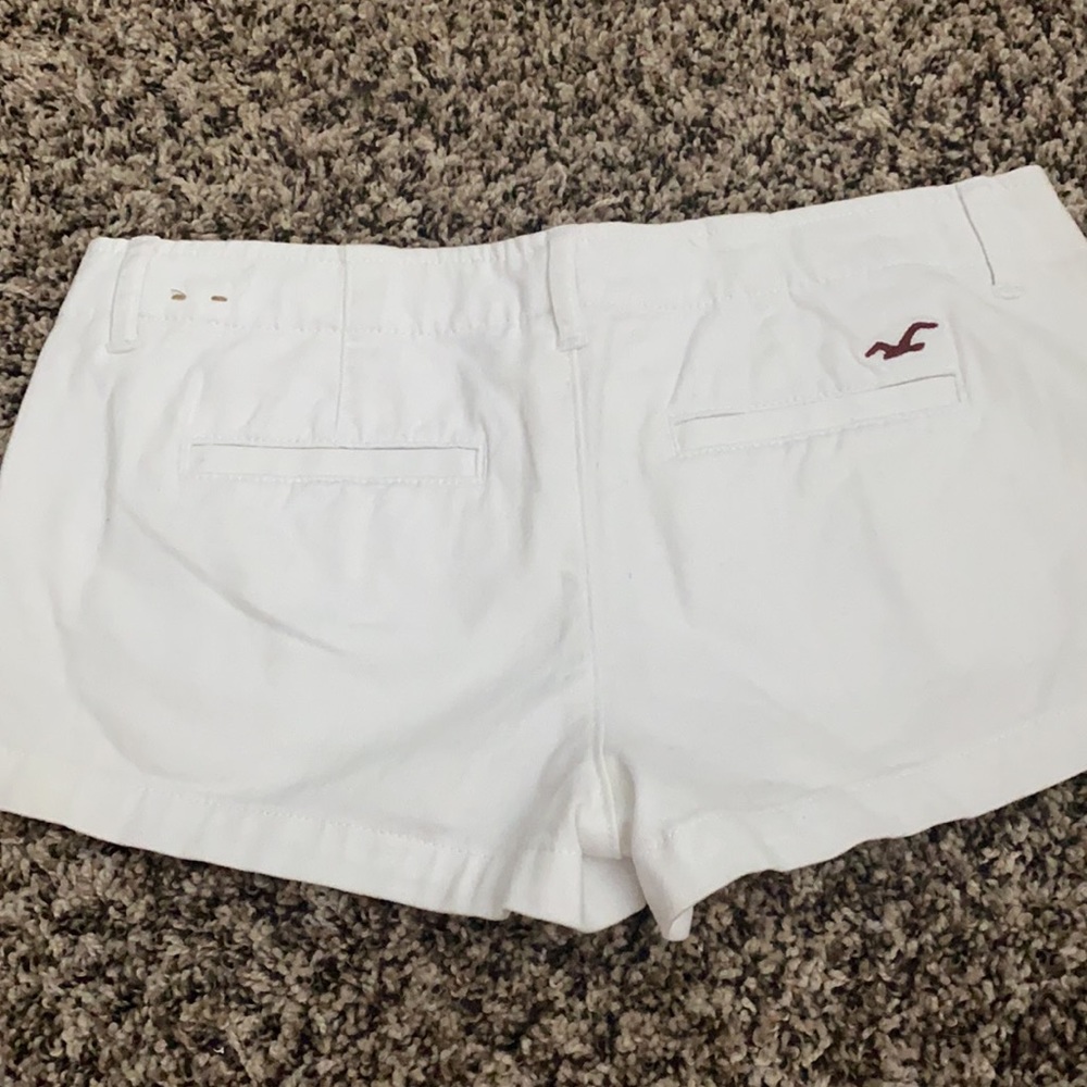 Shorts - Picture 3 of 3